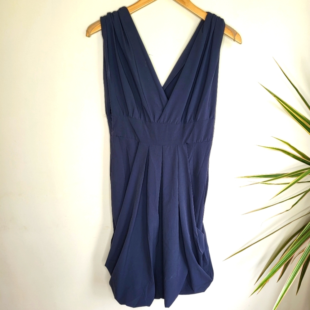 Black sleeveless balloon mini dress